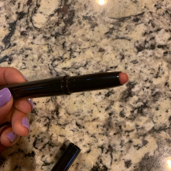 Laura Mercier Matte lipstick - Picture 4 of 8
